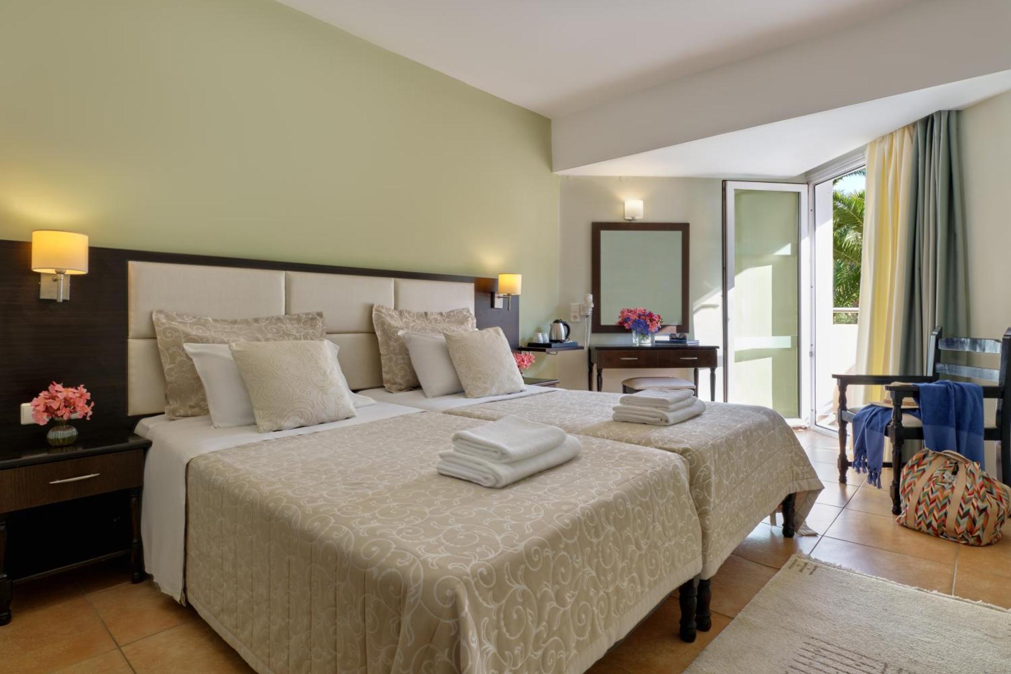 Aphrodite Hotel Mithimna Ruang foto